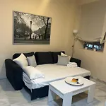 Apartamento En Alfareria-Triana